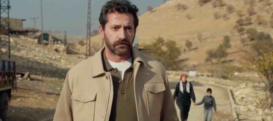 Далекий город 43 серия турецкий сериал